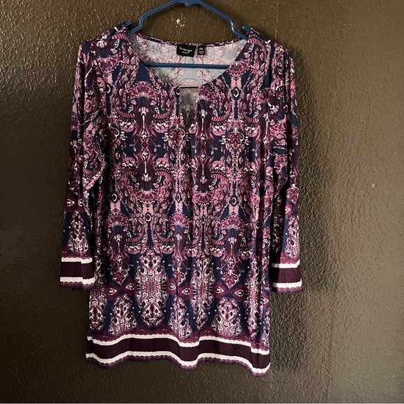Purple Patterned 3/4 Sleeve Top with Metal Detail on Chest, Size Petite PXL - Picture 1 of 5